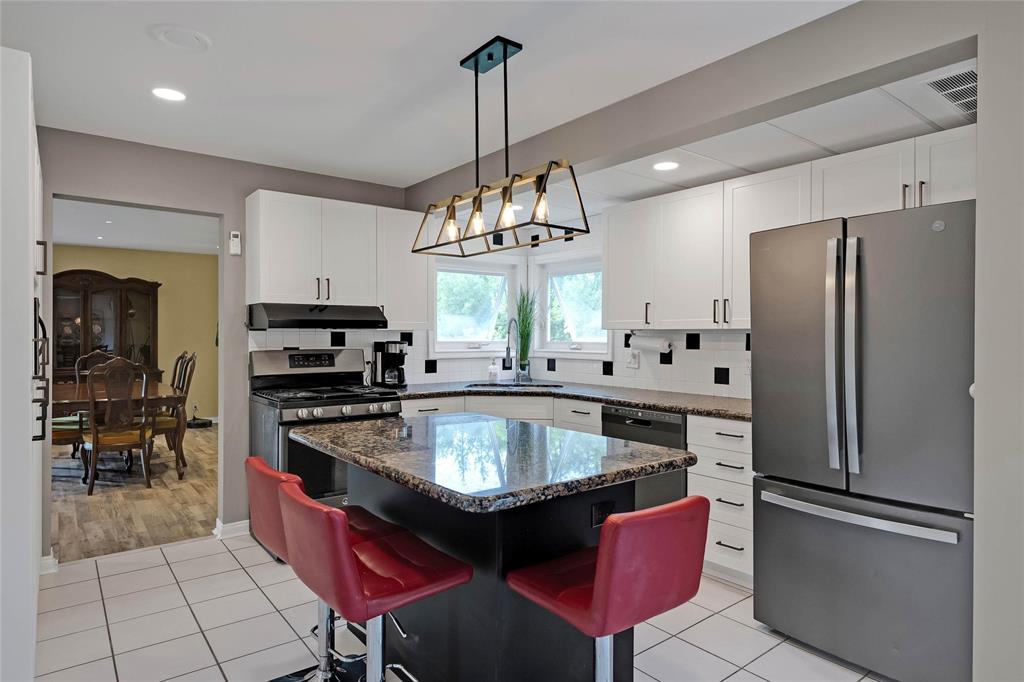 2041 Bohna Road, Grande Pointe, Manitoba  R5A 1E2 - Photo 2 - 202518271