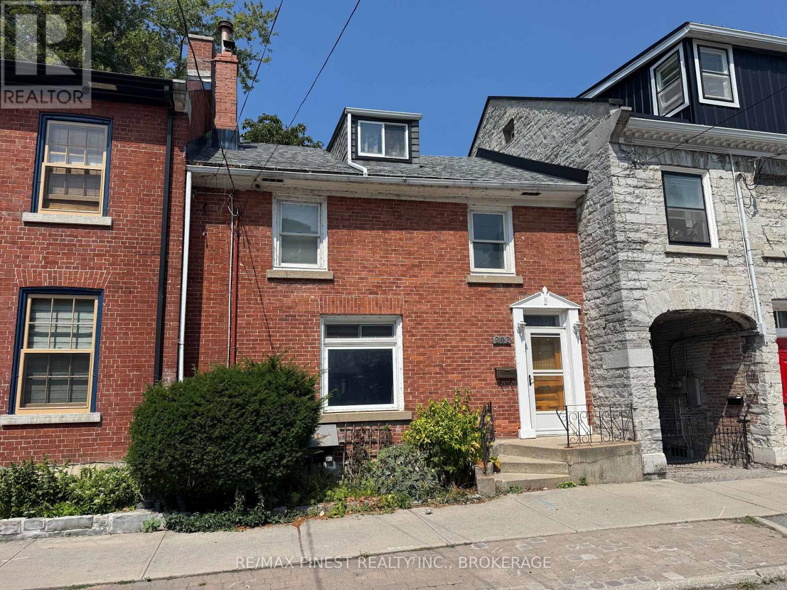202 King Street E, Kingston, Ontario  K7L 3A4 - Photo 1 - X12347158