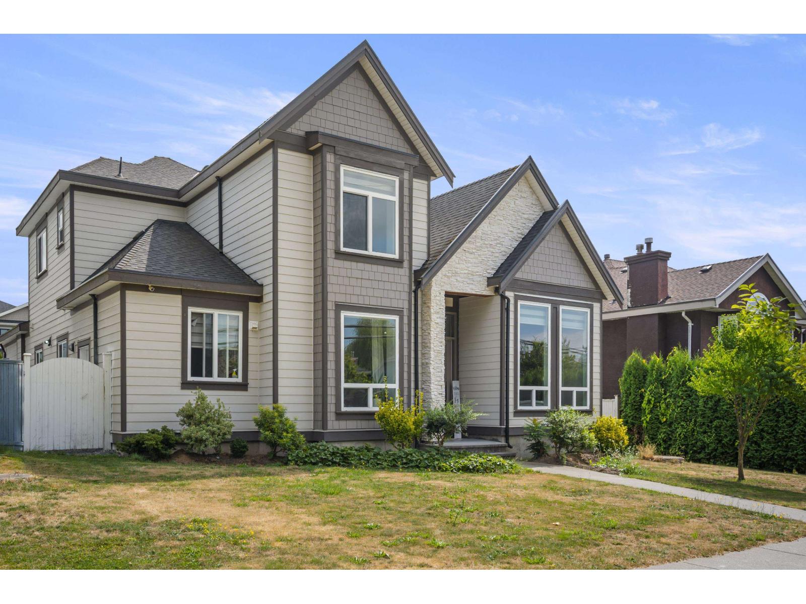 Property at 10850 156 ST STREET image 3