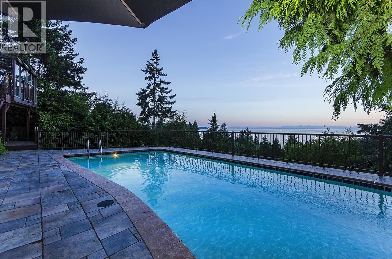 Property at 3803 BAYRIDGE AVENUE image 1