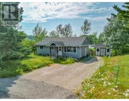 8 Edward Street, Parry Sound, Ca