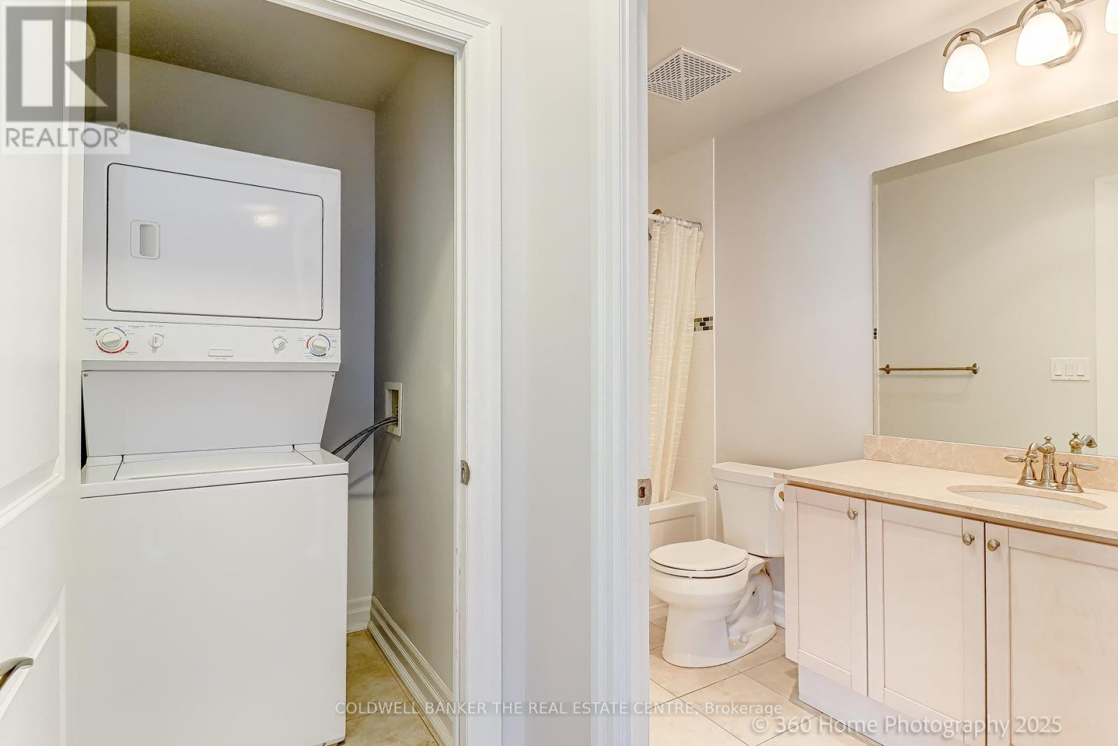 220 - 180 John West Way, Aurora, Ontario  L4G 0R3 - Photo 11 - N12347068