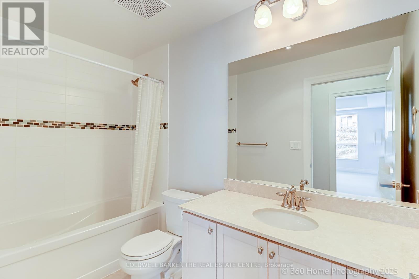 220 - 180 John West Way, Aurora, Ontario  L4G 0R3 - Photo 12 - N12347068