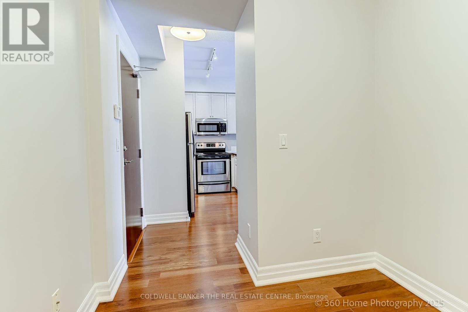 220 - 180 John West Way, Aurora, Ontario  L4G 0R3 - Photo 15 - N12347068