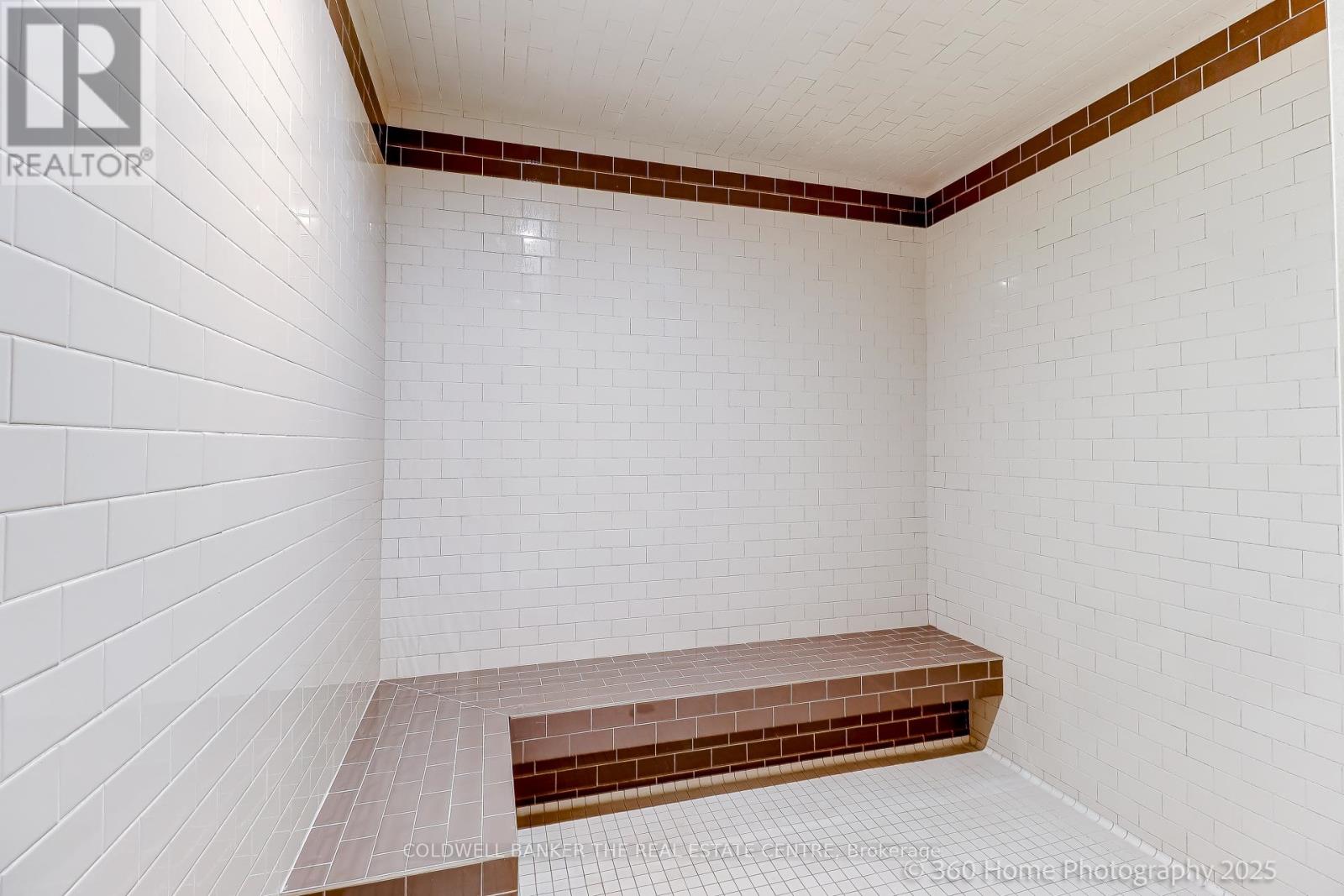 220 - 180 John West Way, Aurora, Ontario  L4G 0R3 - Photo 31 - N12347068