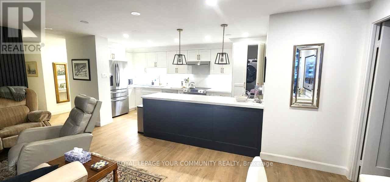 1004 - 50 Inverlochy Boulevard, Markham (Royal Orchard), Ontario  L3T 4T6 - Photo 12 - N12347071