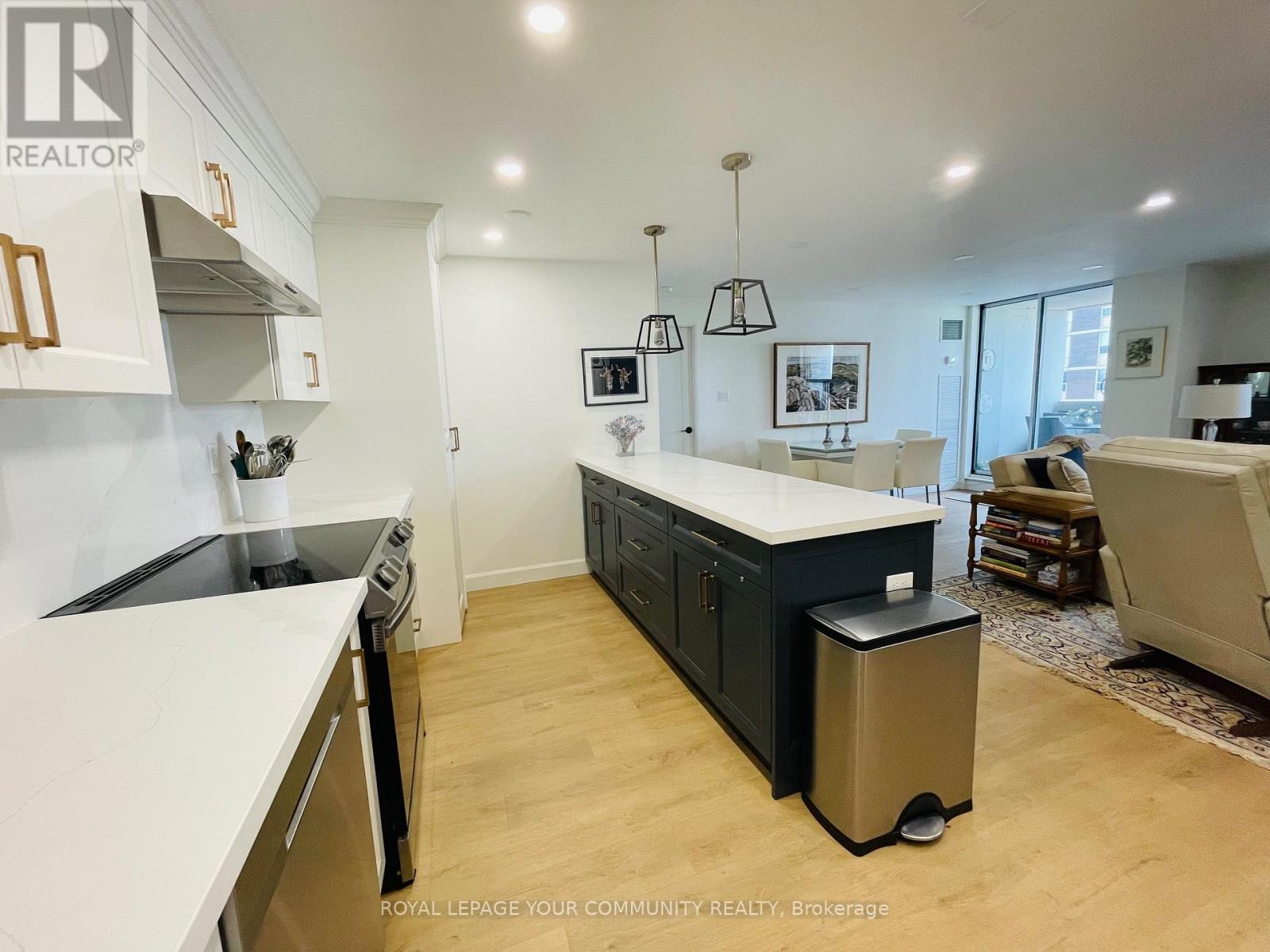 1004 - 50 Inverlochy Boulevard, Markham (Royal Orchard), Ontario  L3T 4T6 - Photo 13 - N12347071