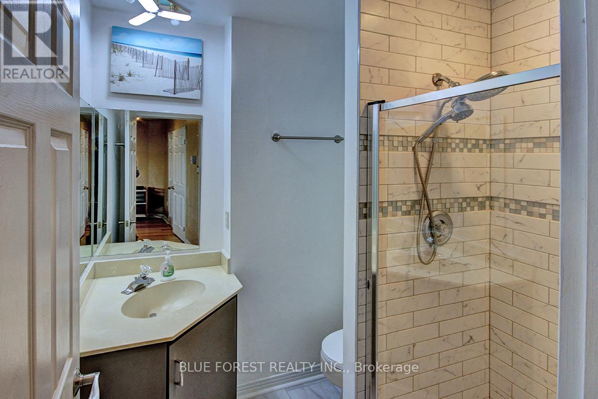 506 - 549 Ridout Street N, London East, Ontario  N6A 5N5 - Photo 14 - X12347147