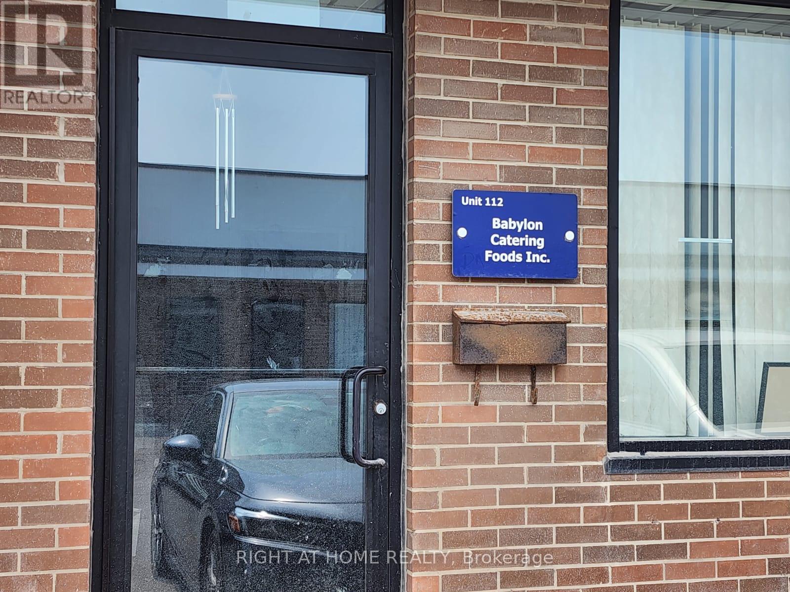 112 - 2465 Cawthra Road, Mississauga, Ontario  L5A 3P2 - Photo 2 - W12347084