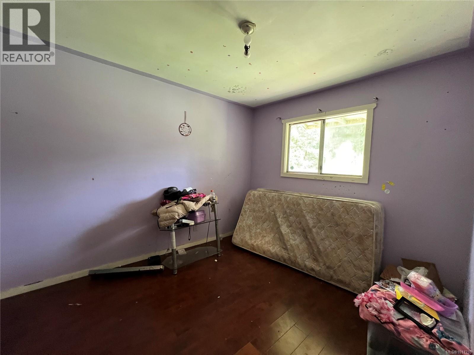 619 Keno Cres, Zeballos, British Columbia  V0P 2A0 - Photo 10 - 1011233