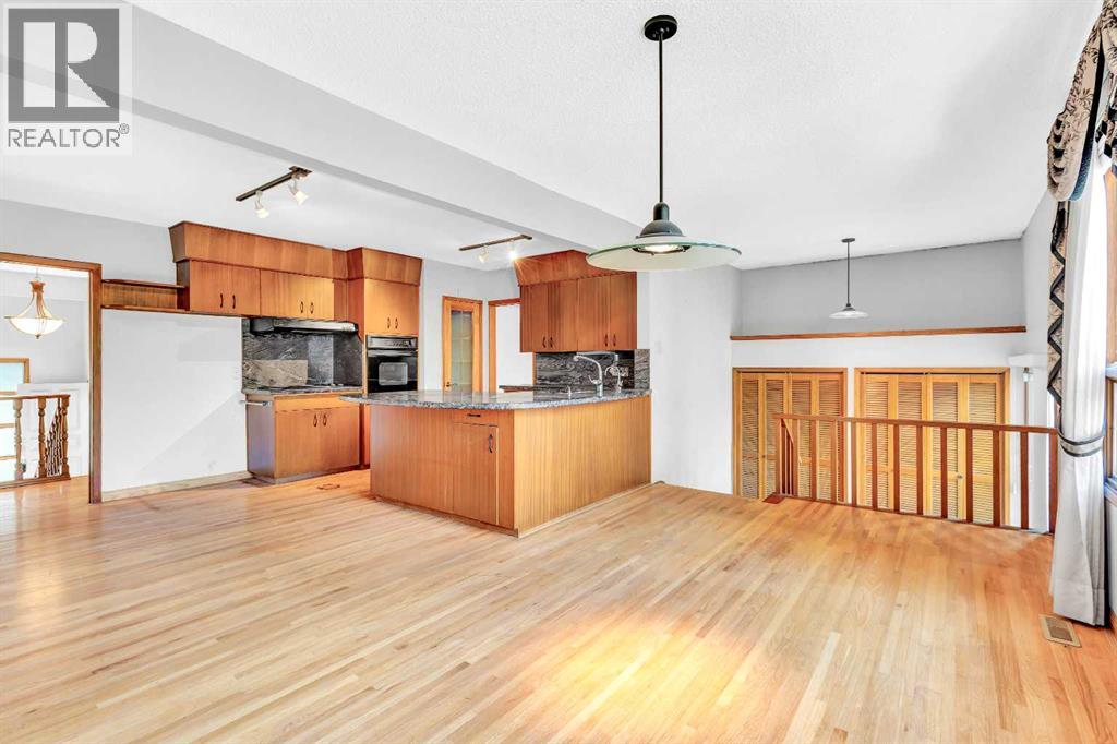 Property at 3151 Upper Place NW image 2