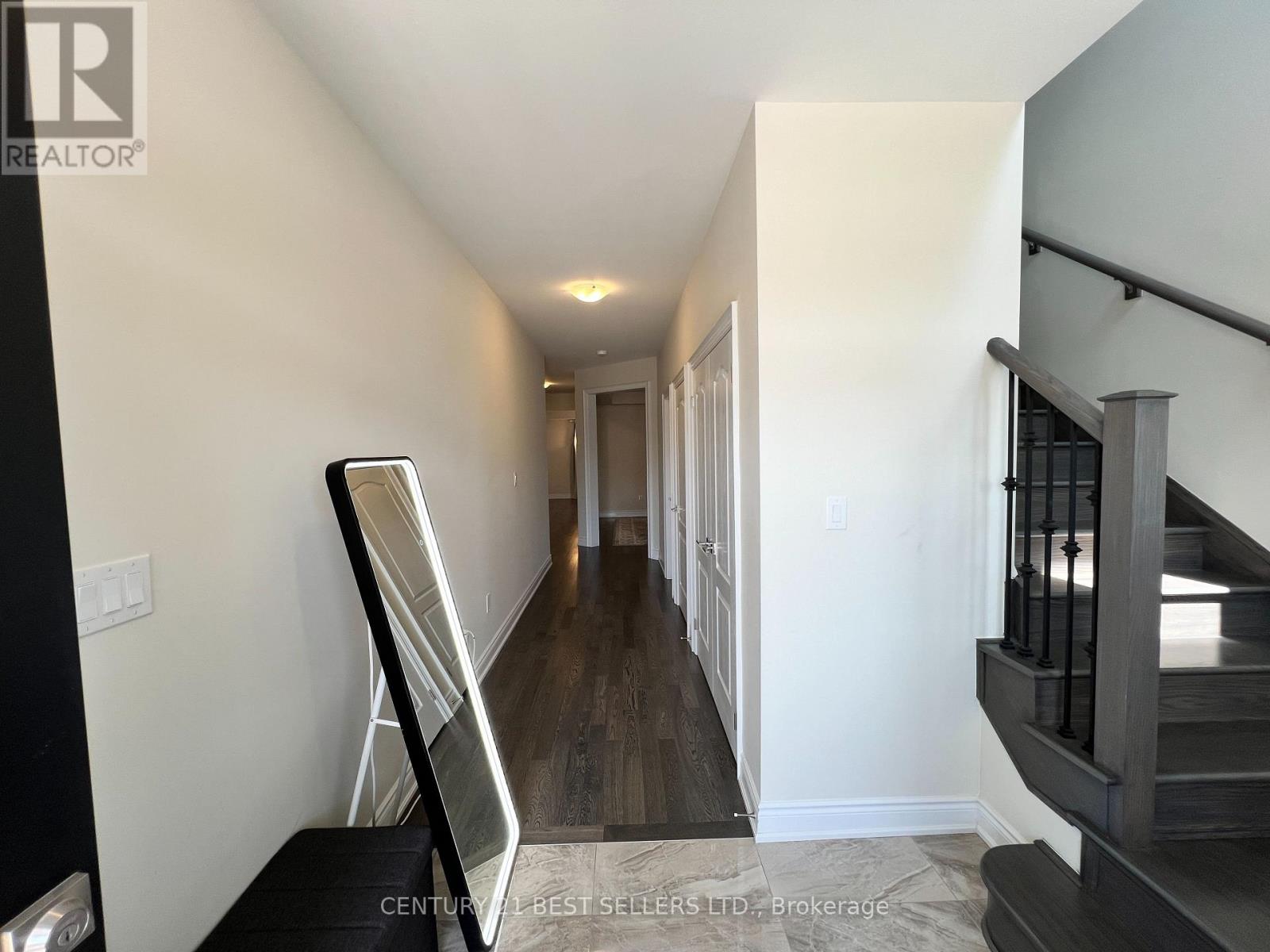 Property at 89 HIGGINS AVENUE image 4