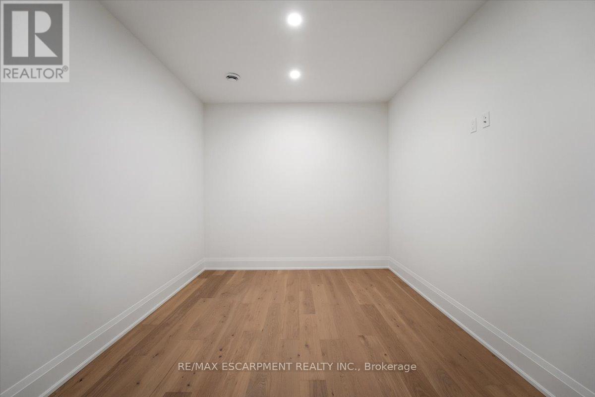 81 Doans Ridge Road, Welland (Cooks Mills), Ontario  L3B 5N4 - Photo 29 - X12347076