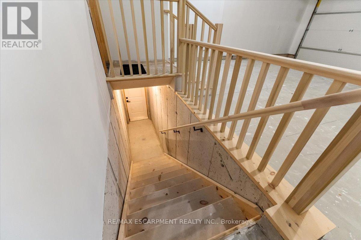 81 Doans Ridge Road, Welland (Cooks Mills), Ontario  L3B 5N4 - Photo 39 - X12347076