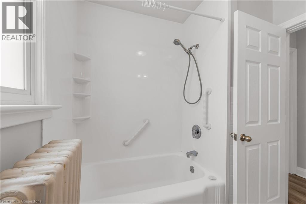 149 First Avenue, Welland, Ontario  L3C 1Y3 - Photo 18 - 40760907