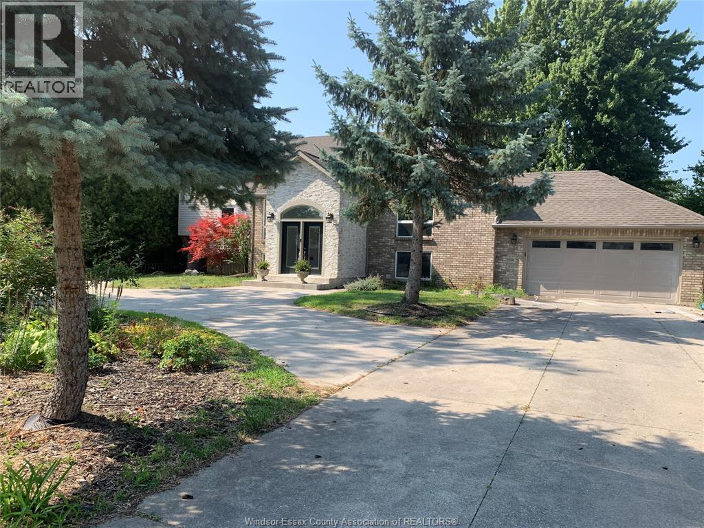 MLS# 25020831: 12042 MAISONNEUVE, Tecumseh, Canada
