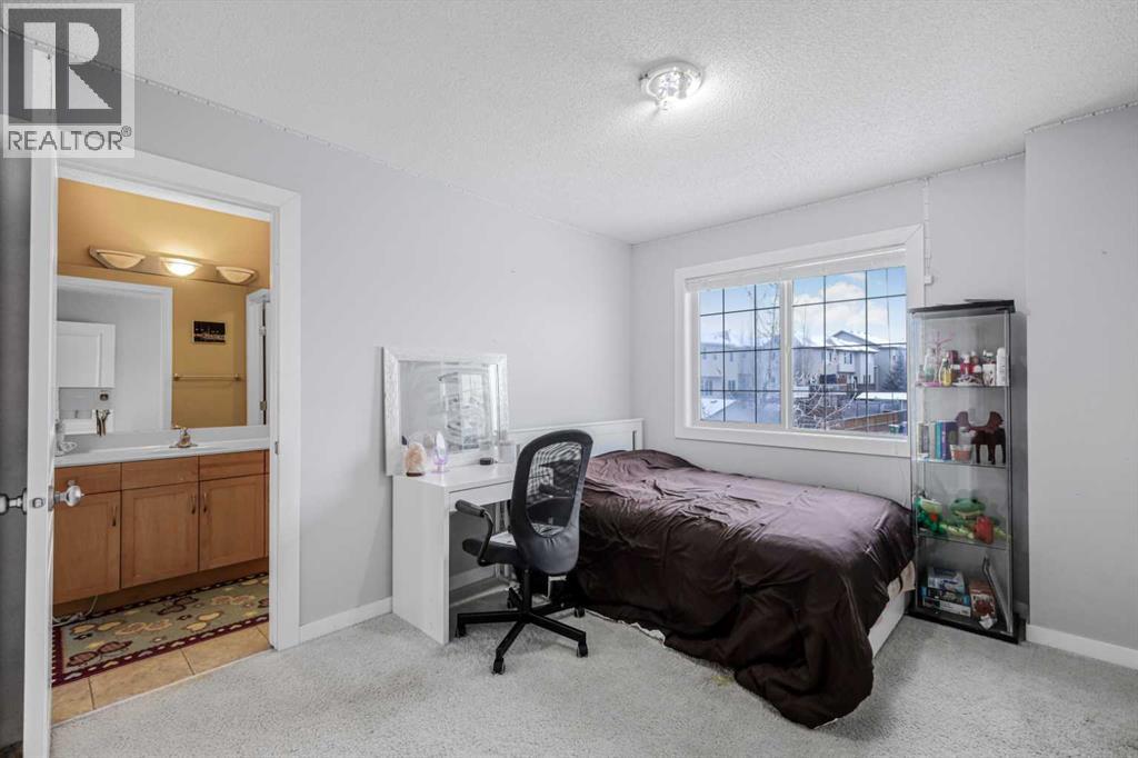 102 Evansford Grove Nw, Calgary, Alberta  T3P 1G7 - Photo 27 - A2231932