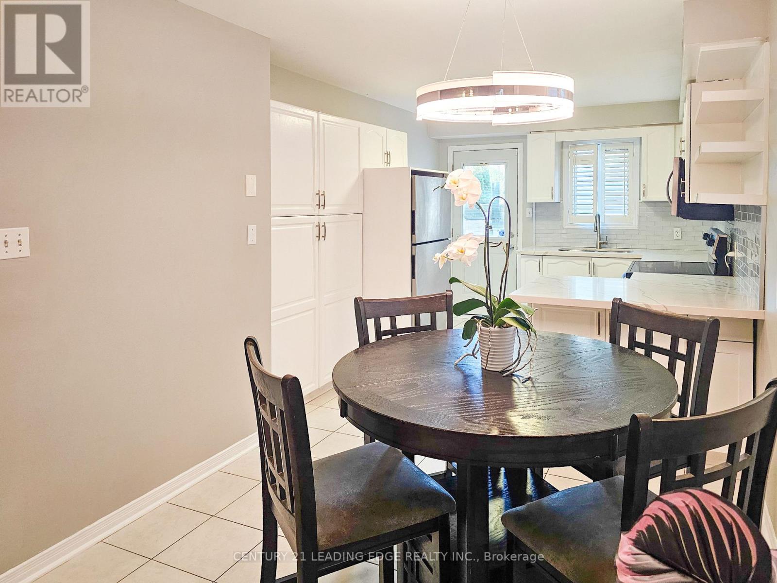 9 Portage Trail, Whitby (Port Whitby), Ontario  L1N 9R4 - Photo 16 - E12347174