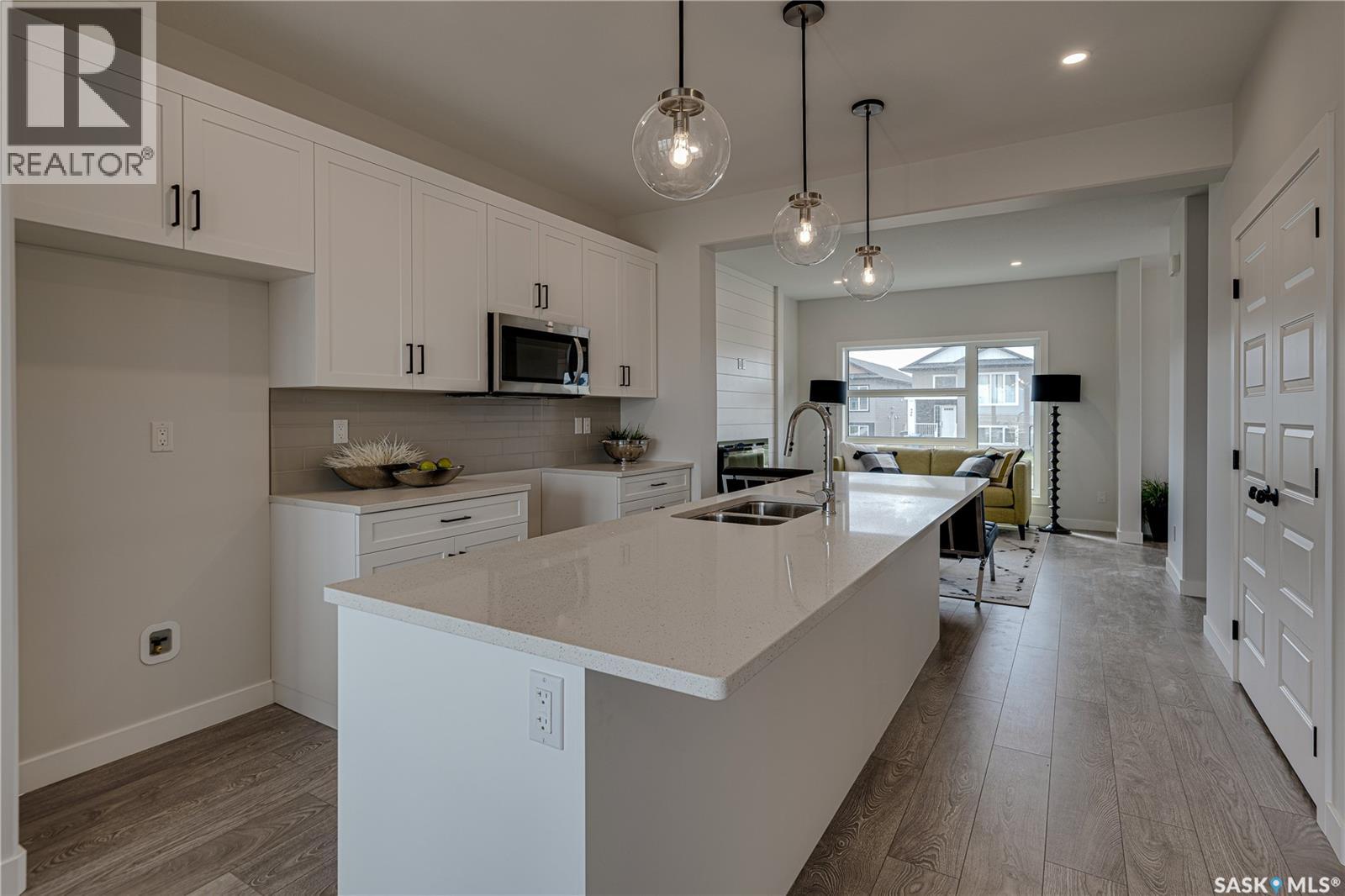 3116 Green Turtle Road, Regina, Saskatchewan  S4N 7K9 - Photo 4 - SK012262