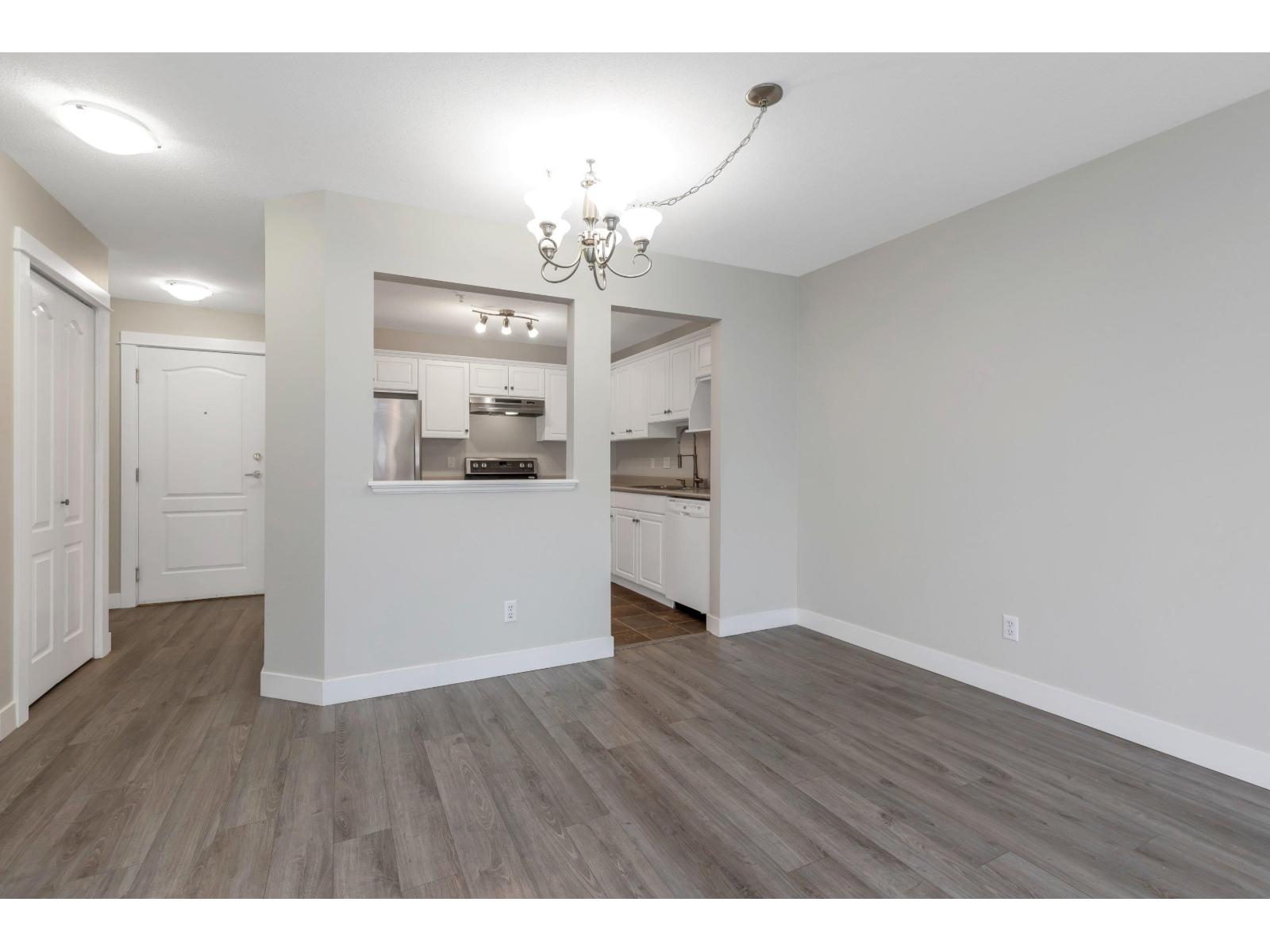 411 32085 George Ferguson Way, Abbotsford, British Columbia  V2T 2K7 - Photo 12 - R3037471