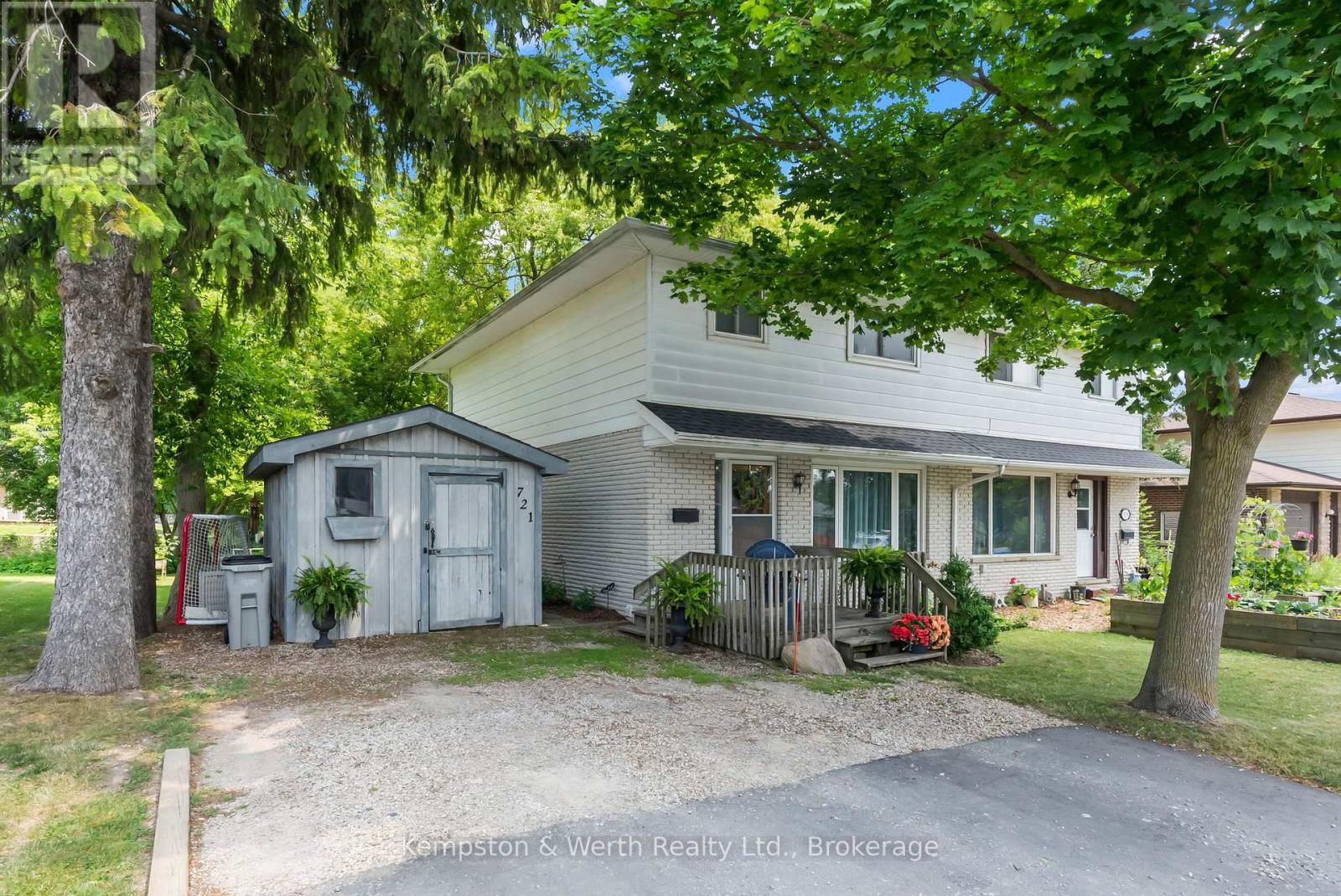 721 John Street W, North Perth, Ontario  N4W 1B6 - Photo 1 - X12347239