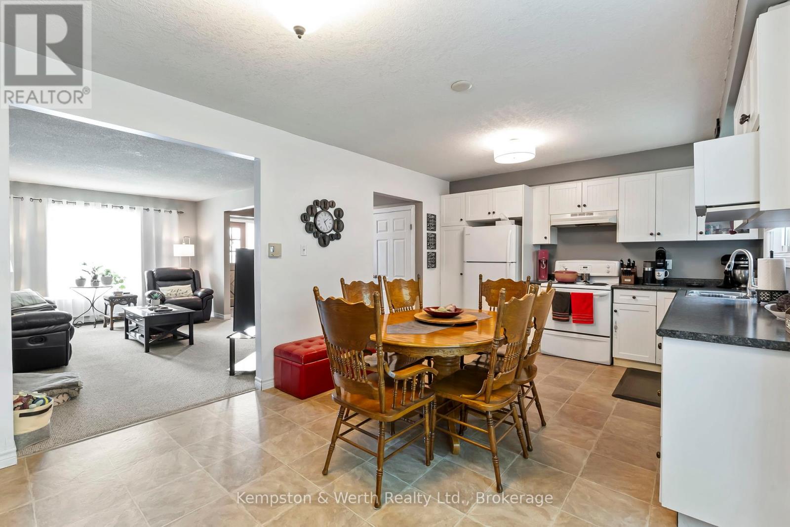721 John Street W, North Perth, Ontario  N4W 1B6 - Photo 10 - X12347239