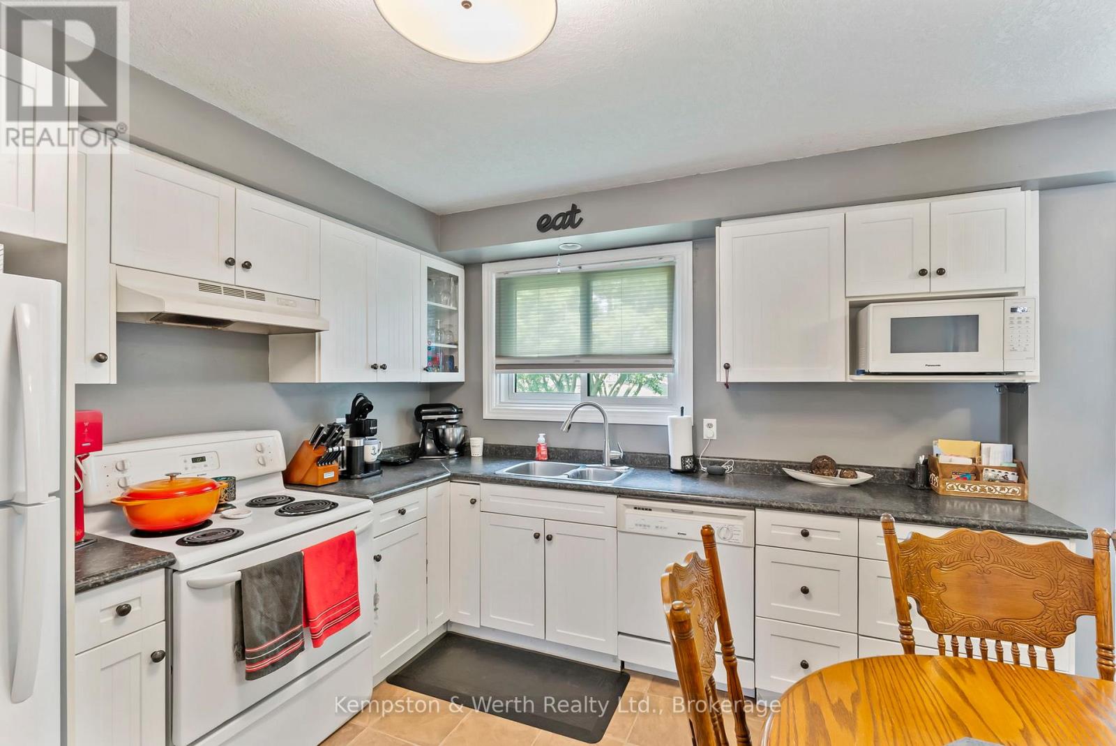 721 John Street W, North Perth, Ontario  N4W 1B6 - Photo 13 - X12347239