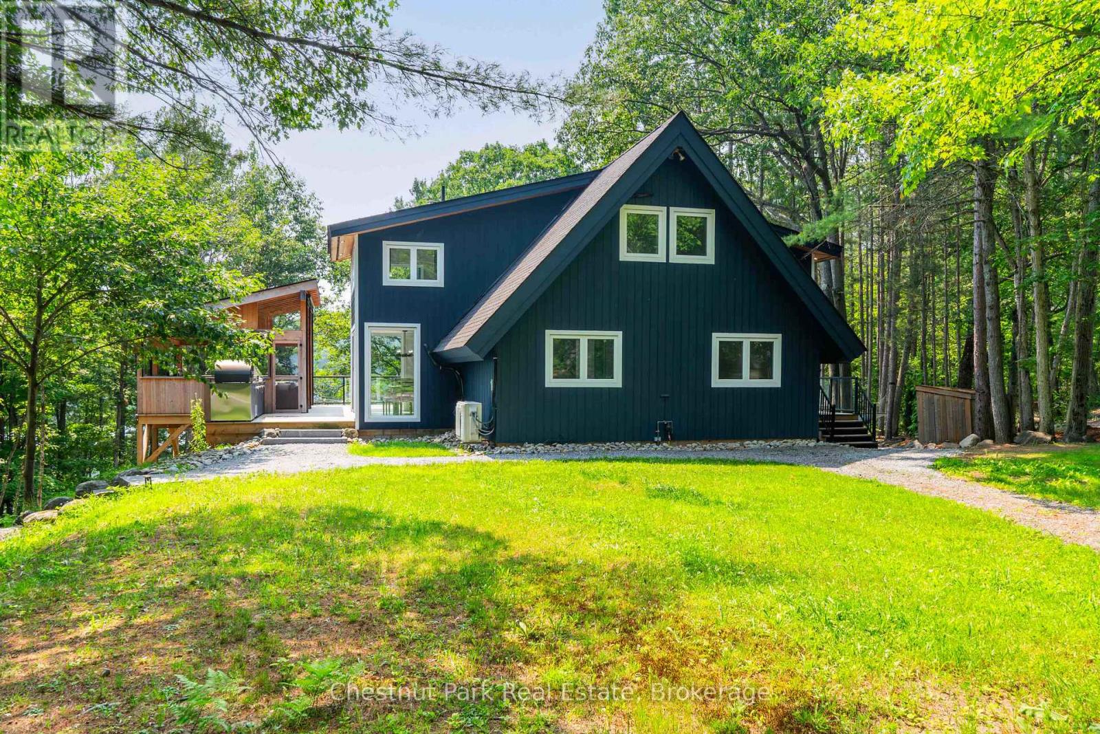 107 Steeles Road, Seguin, Ontario  P0C 1J0 - Photo 32 - X12347243