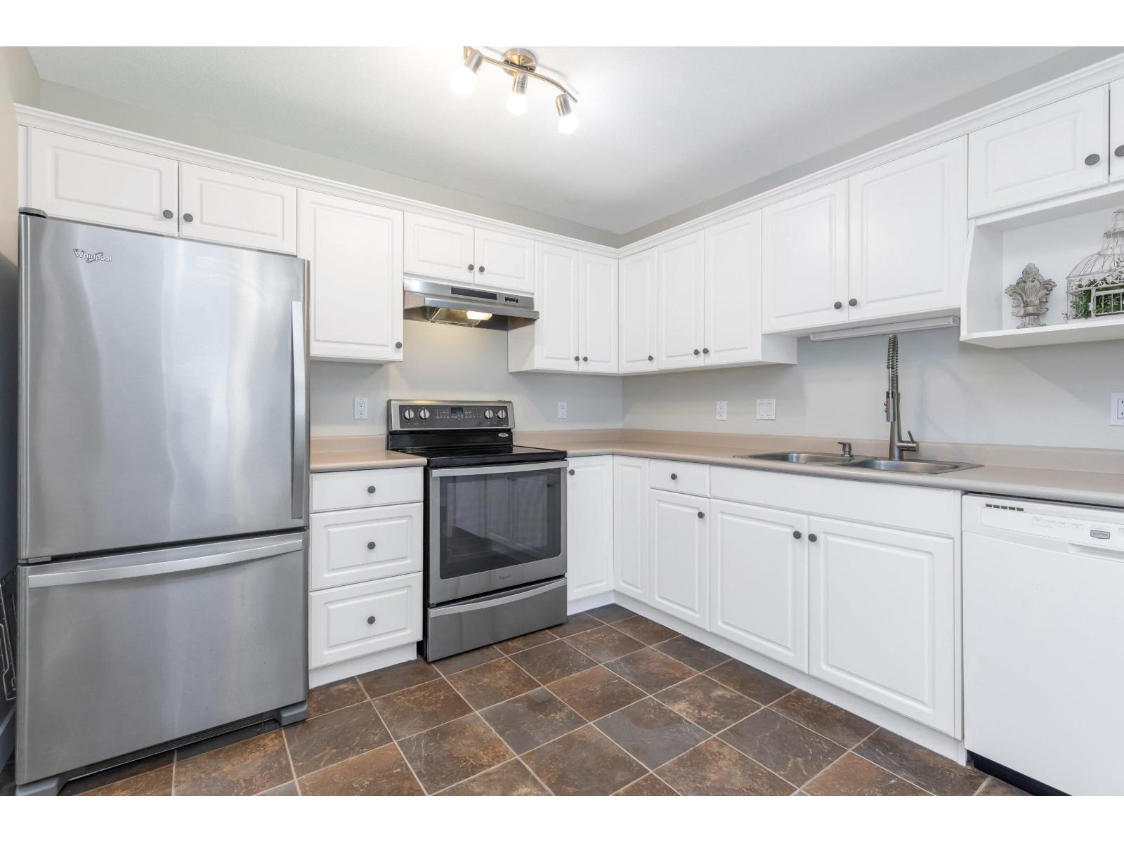 411 32085 George Ferguson Way, Abbotsford, British Columbia  V2T 2K7 - Photo 5 - R3037471