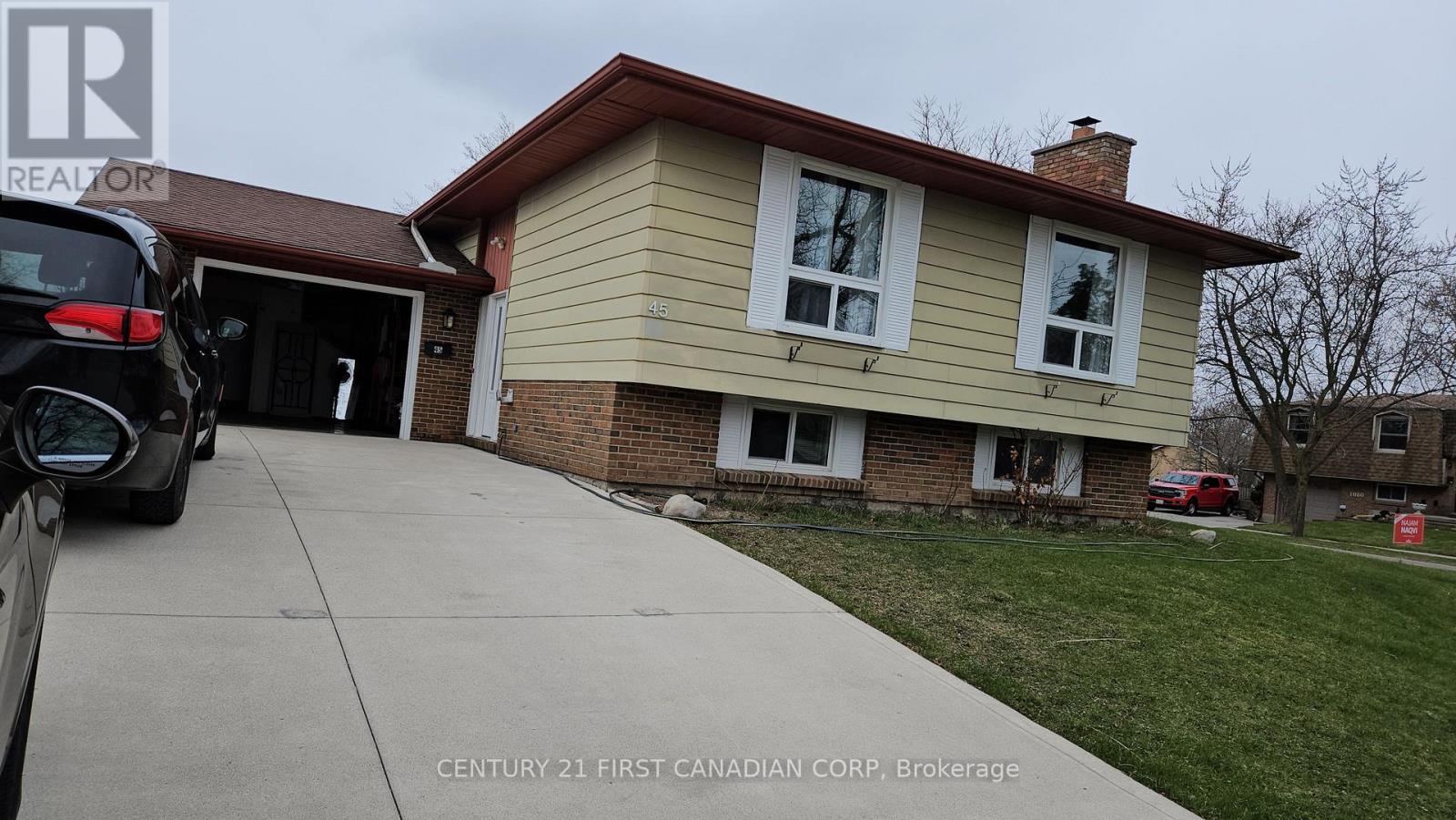 45 Locust Crescent, London South, Ontario  N6E 2K1 - Photo 2 - X12347254