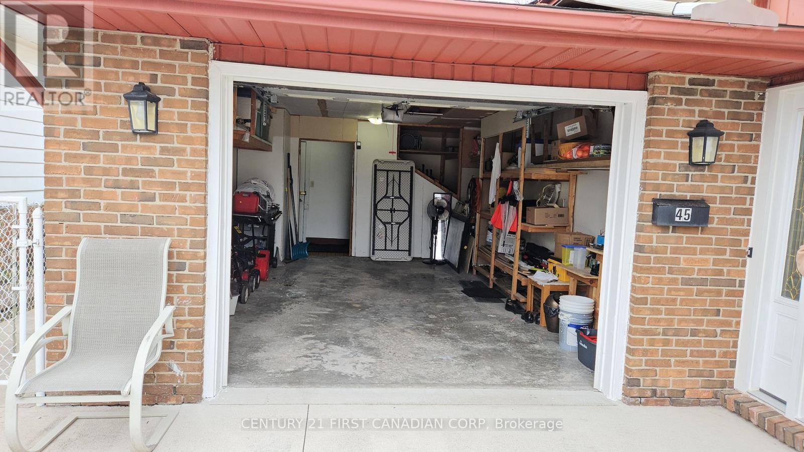 45 Locust Crescent, London South, Ontario  N6E 2K1 - Photo 25 - X12347254