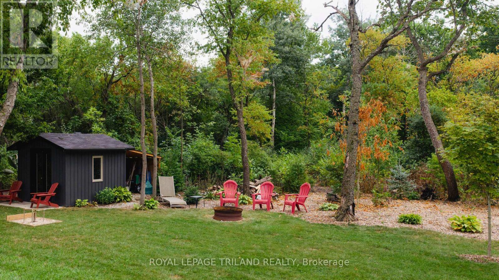 8443 Goosemarsh Line, Lambton Shores, Ontario  N0M 1T0 - Photo 47 - X12347297