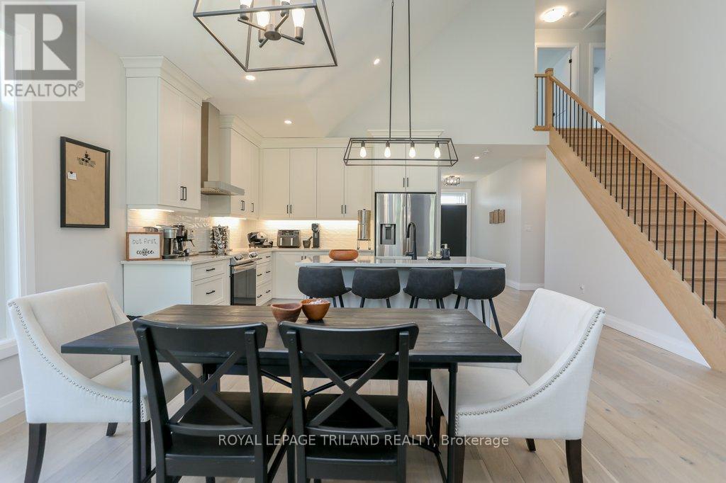 45 Compass Trail, Central Elgin (Port Stanley), Ontario  N5L 0B4 - Photo 18 - X12347298