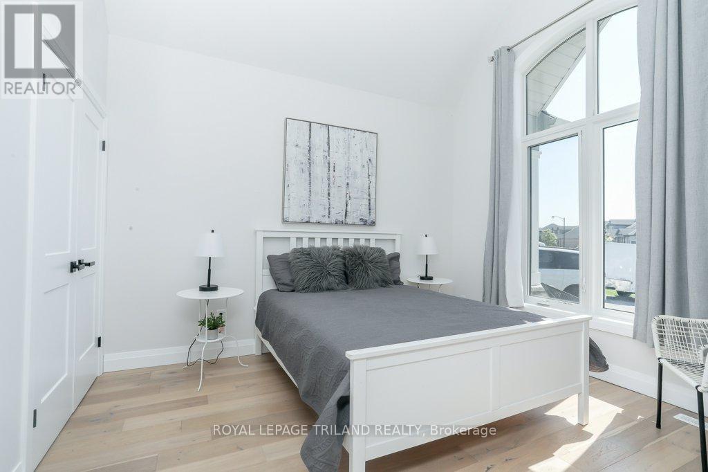 45 Compass Trail, Central Elgin (Port Stanley), Ontario  N5L 0B4 - Photo 21 - X12347298