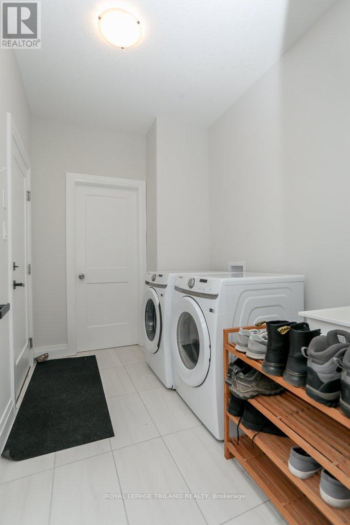 45 Compass Trail, Central Elgin (Port Stanley), Ontario  N5L 0B4 - Photo 25 - X12347298