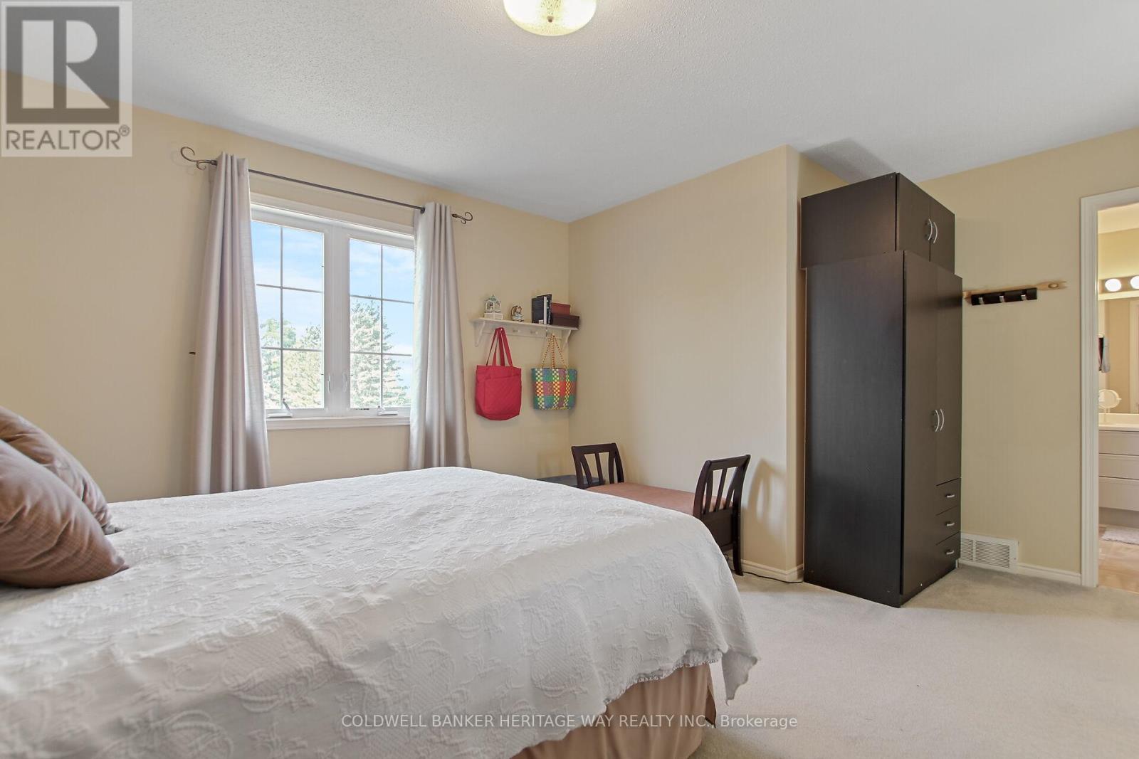 265 Julie Anne Crescent, Mississippi Mills, Ontario  K7C 4M5 - Photo 17 - X12347269