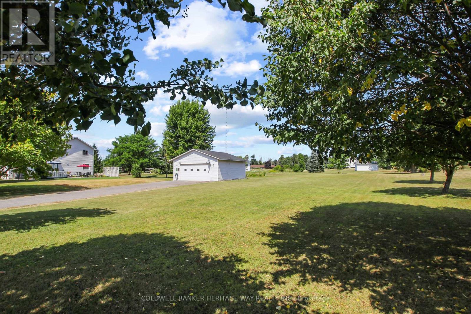265 Julie Anne Crescent, Mississippi Mills, Ontario  K7C 4M5 - Photo 33 - X12347269