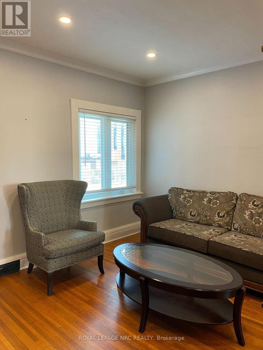 31 1/2 Academy Street, St. Catharines, Ontario  L2R 4Z9 - Photo 17 - X12347301