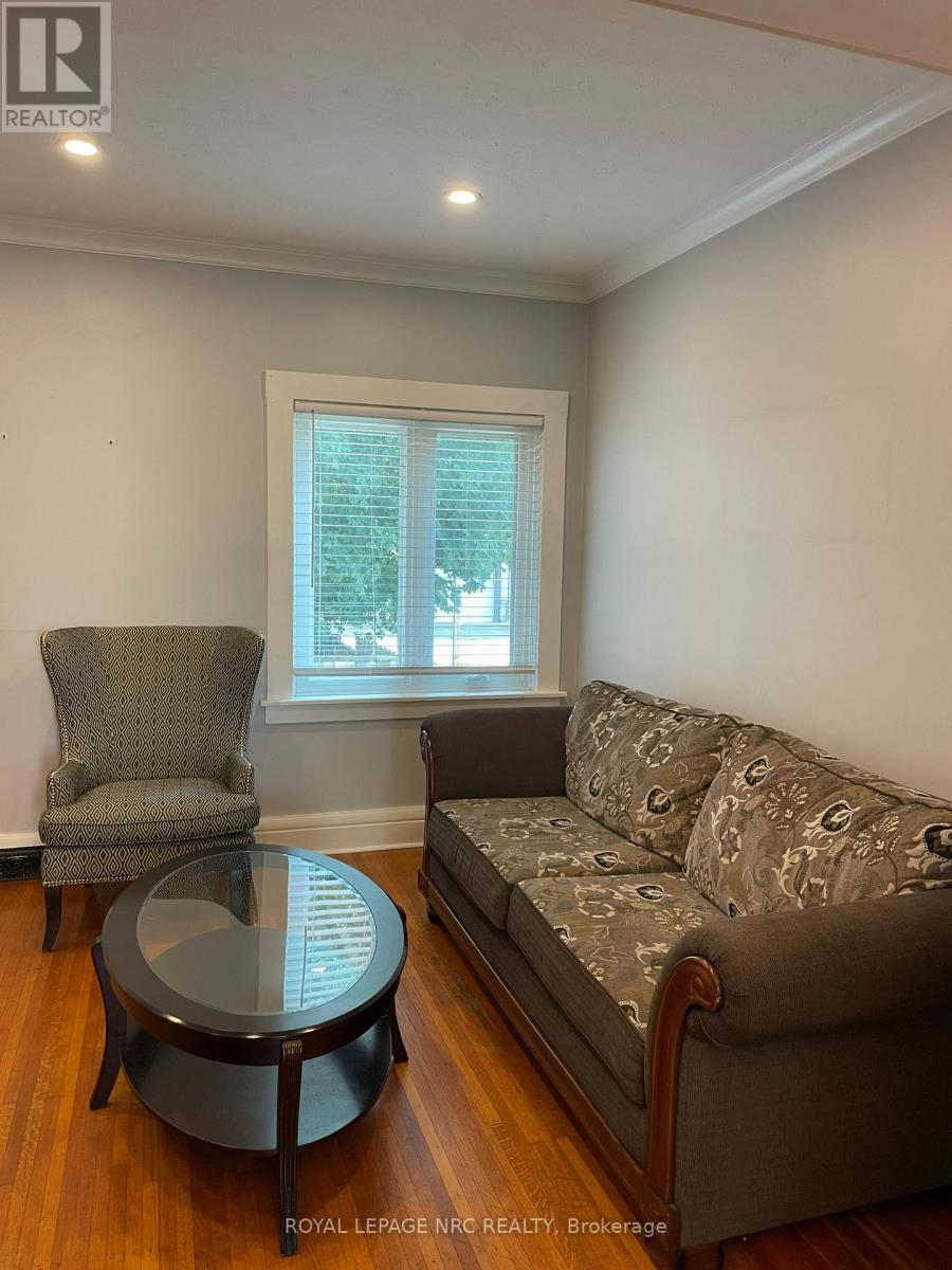 31 1/2 Academy Street, St. Catharines, Ontario  L2R 4Z9 - Photo 18 - X12347301