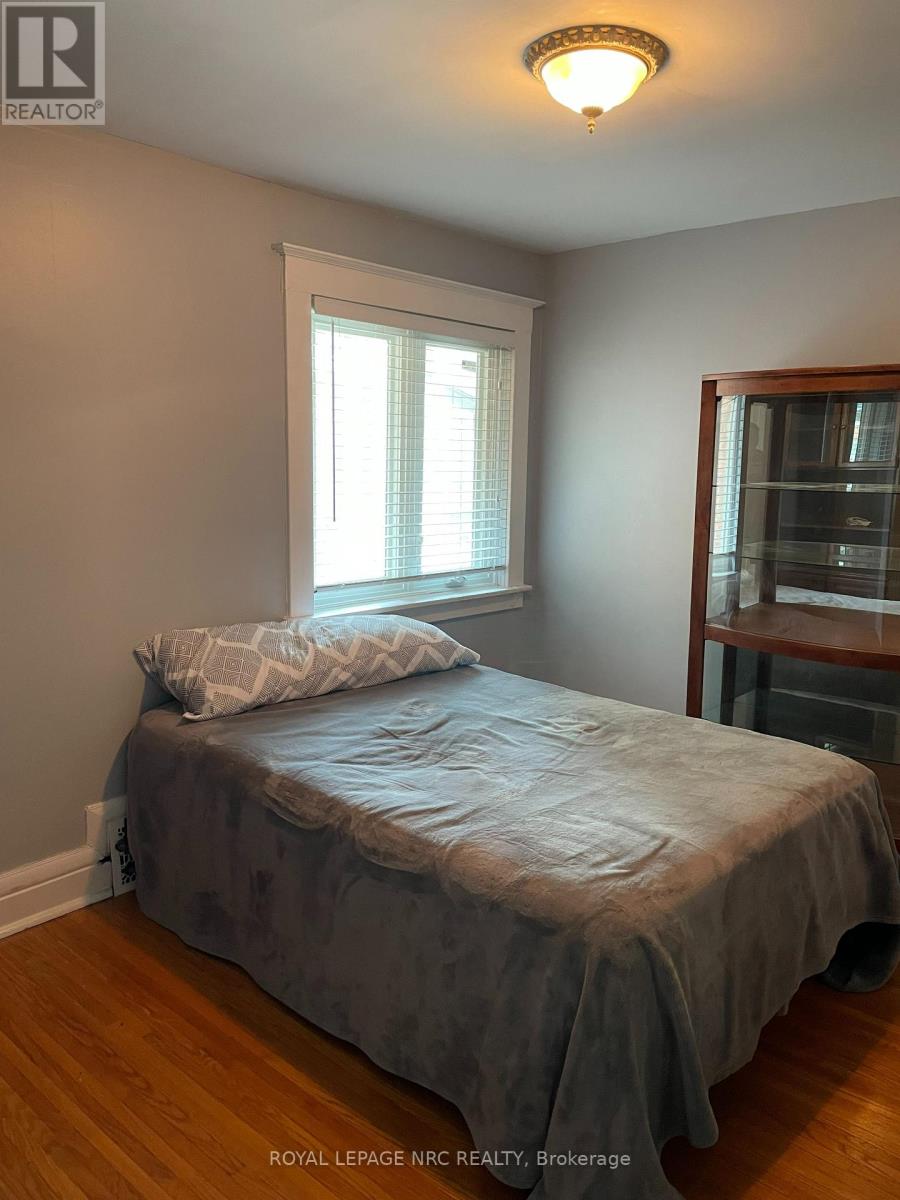 31 1/2 Academy Street, St. Catharines, Ontario  L2R 4Z9 - Photo 35 - X12347301