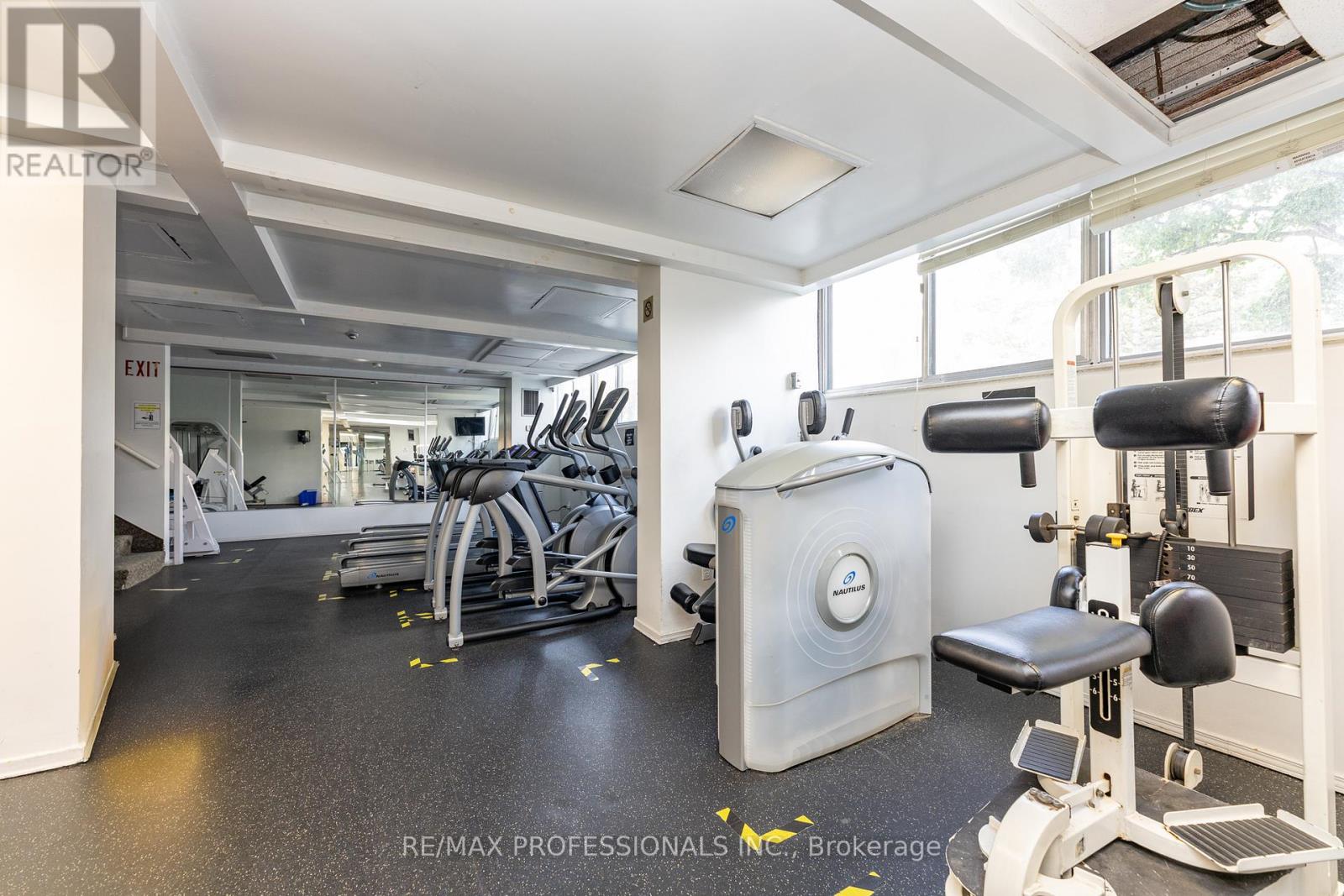 907 - 11 Wincott Drive, Toronto (Kingsview Village-The Westway), Ontario  M9R 2R9 - Photo 27 - W12347126