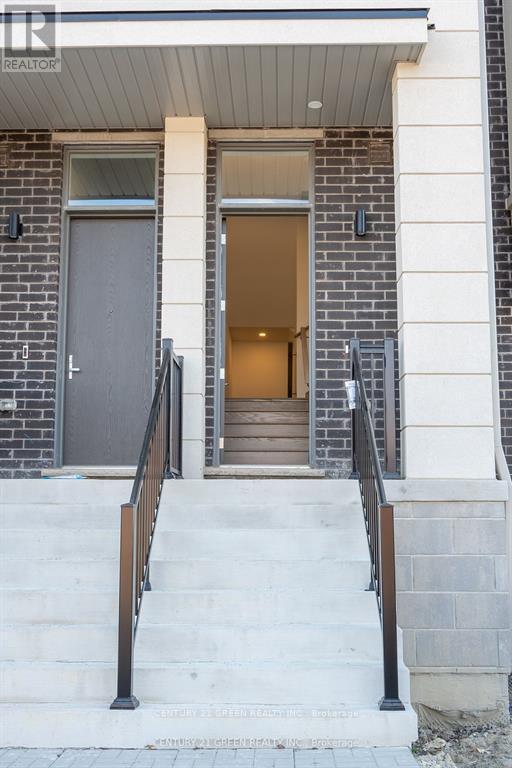 Property at 142 LANDSBRIDGE STREET image 2