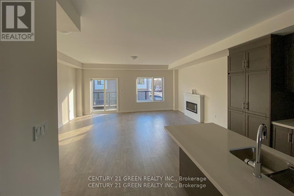 Property at 142 LANDSBRIDGE STREET image 5