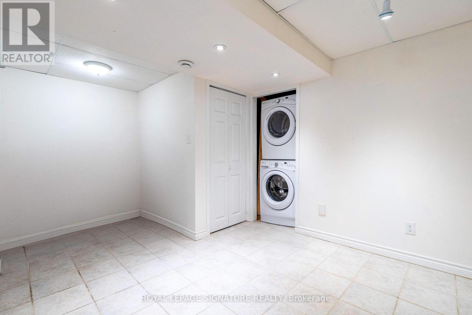 3940 Skyview Street, Mississauga (Churchill Meadows), Ontario L5M 8A4 - Photo 29 - W12347138