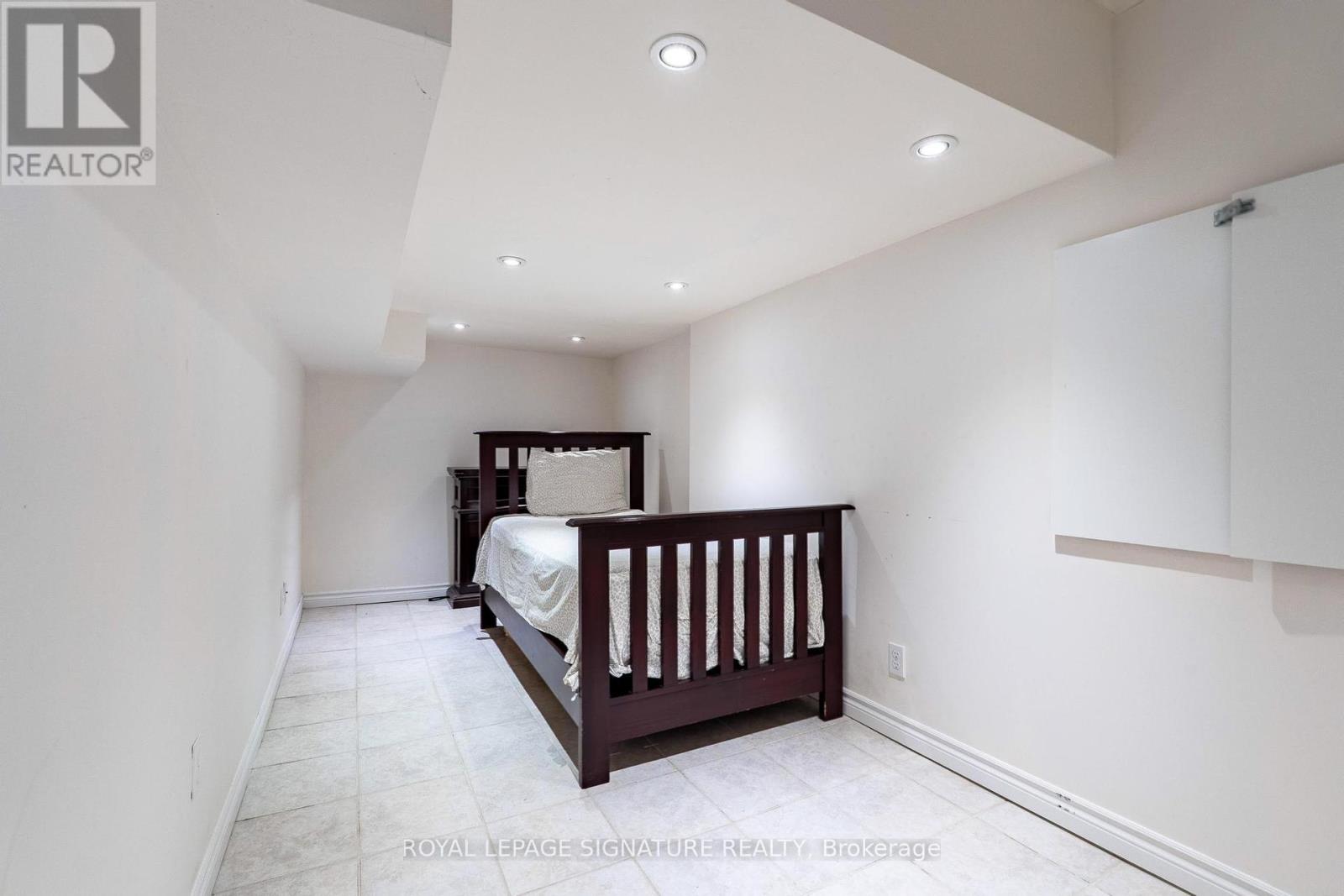 3940 Skyview Street, Mississauga (Churchill Meadows), Ontario L5M 8A4 - Photo 30 - W12347138