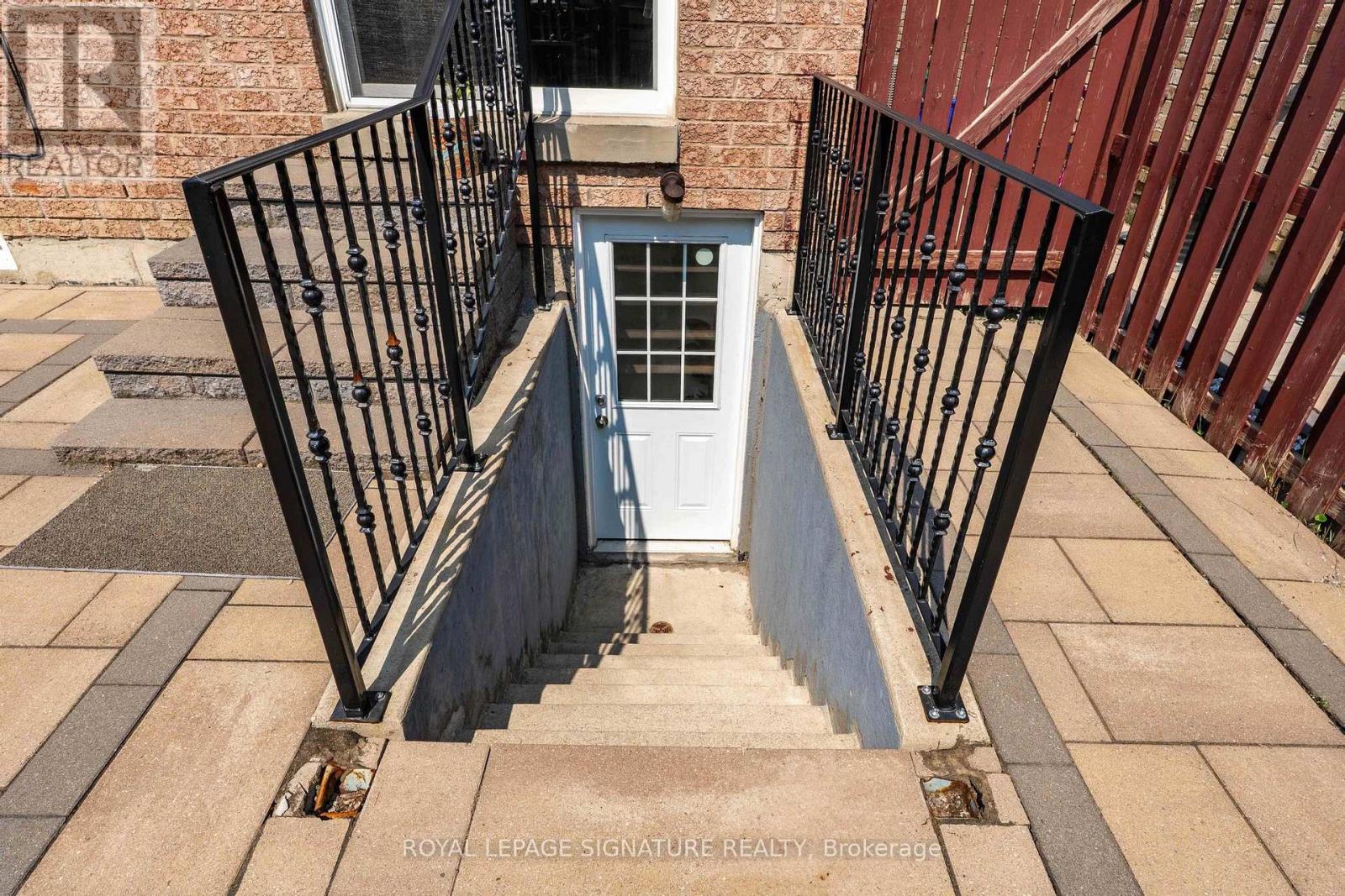 3940 Skyview Street, Mississauga (Churchill Meadows), Ontario L5M 8A4 - Photo 34 - W12347138