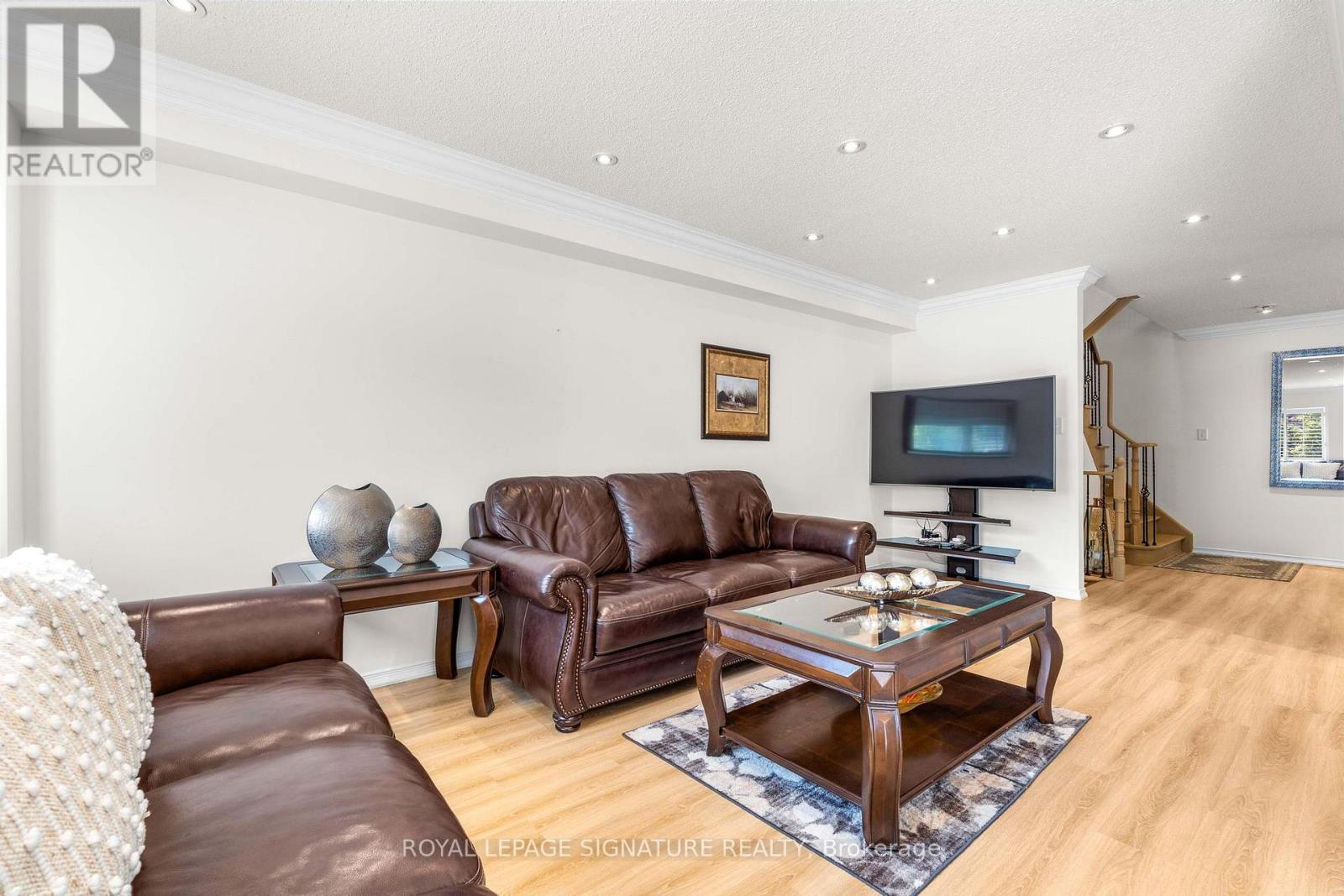 3940 Skyview Street, Mississauga (Churchill Meadows), Ontario L5M 8A4 - Photo 9 - W12347138