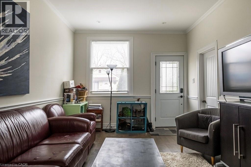 109 Royal Avenue, Hamilton, Ontario  L8S 2C6 - Photo 3 - 40760903