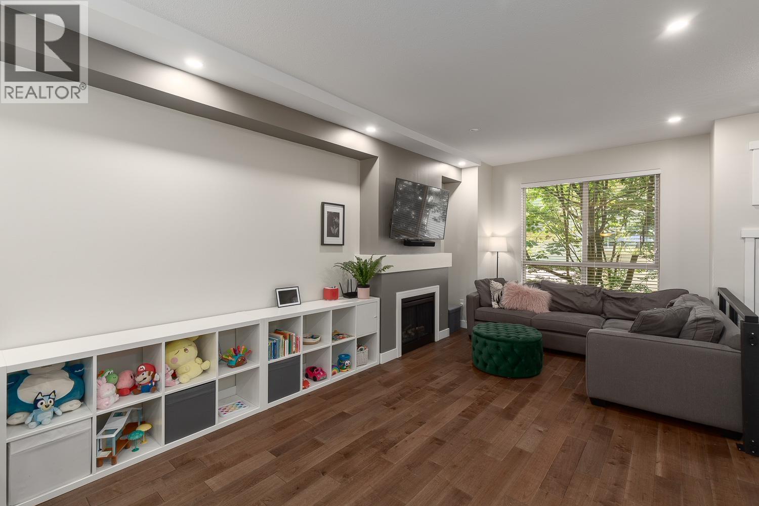 113 100 Klahanie Drive, Port Moody, British Columbia V3H 5K3 - Photo 3 - R3037547