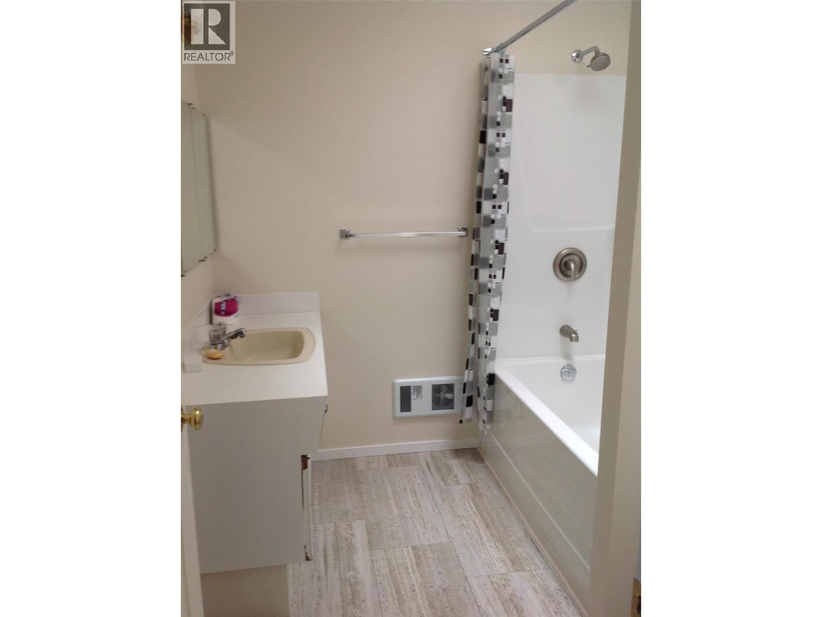 104 George Street, Enderby, British Columbia  V0E 1V3 - Photo 15 - 10359544